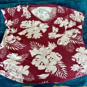 Torrid 00 floral tee